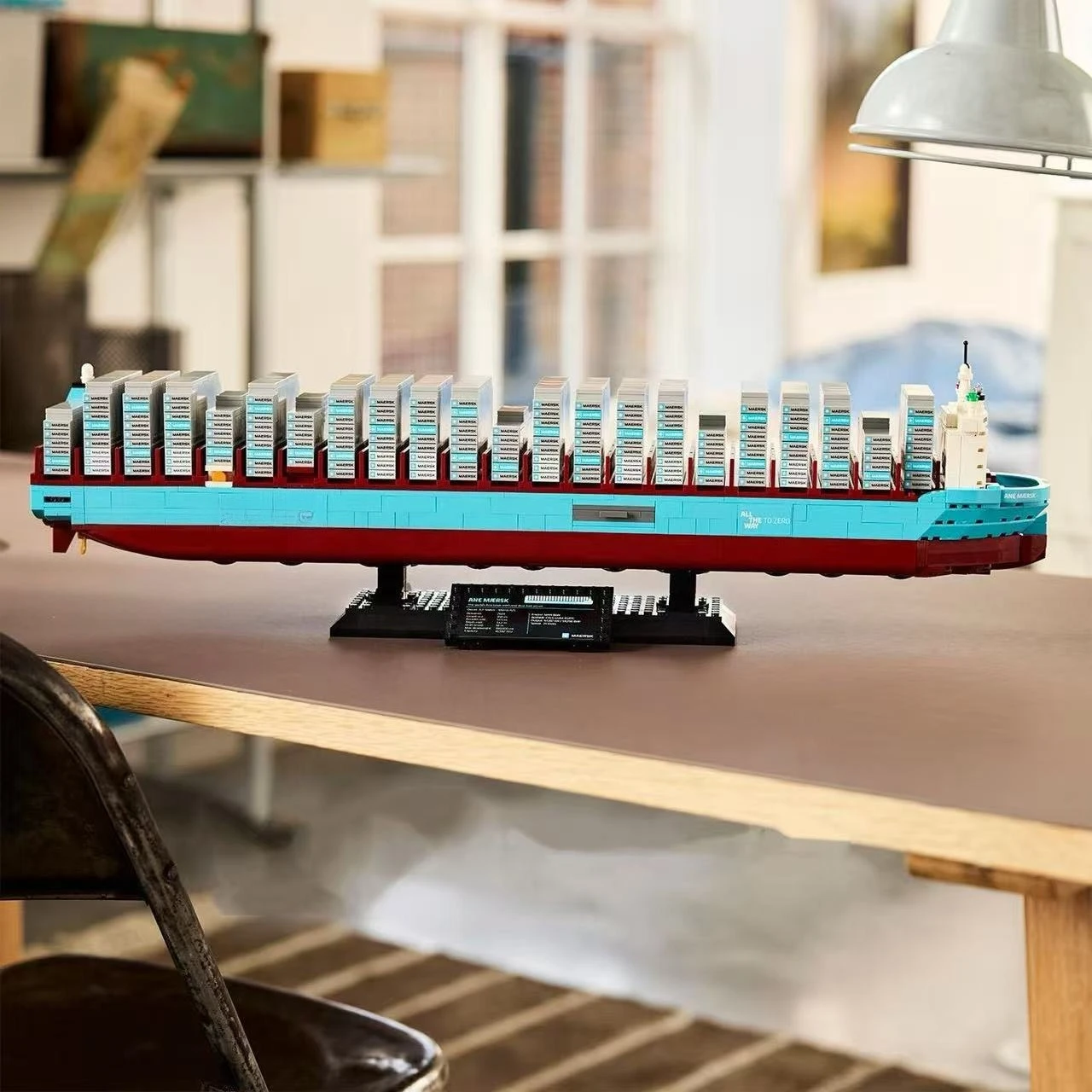 Model Kit U Boat - 2026 New 40955 Dual-Fuel Container Vessel