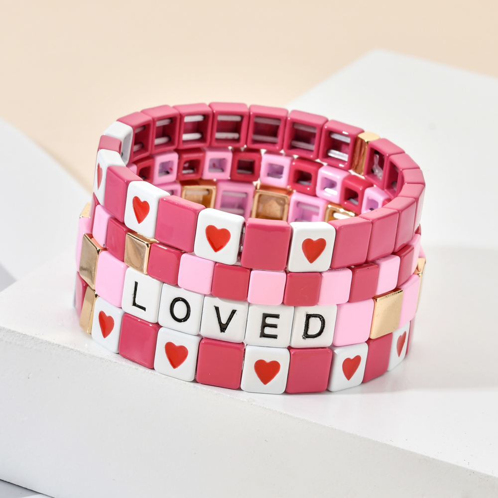 Boho Love Heart Pink Letter Br - đánh giá và giá Model Kit Quick