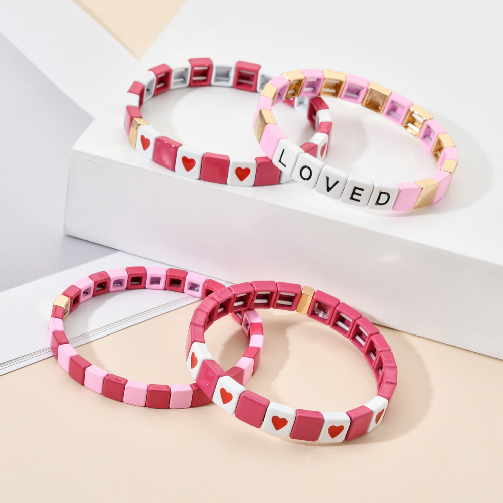 Boho Love Heart Pink Letter Br - đánh giá và giá Model Kit Quick
