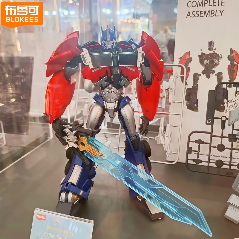 Blokees Transformers Optimus P - đánh giá và giá Model Kit Optimus Prime