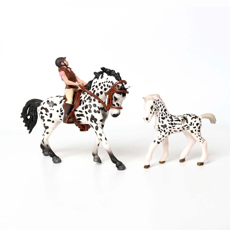 Realistic Trakehner Knabstrupp - đánh giá và giá Model Kit Horse