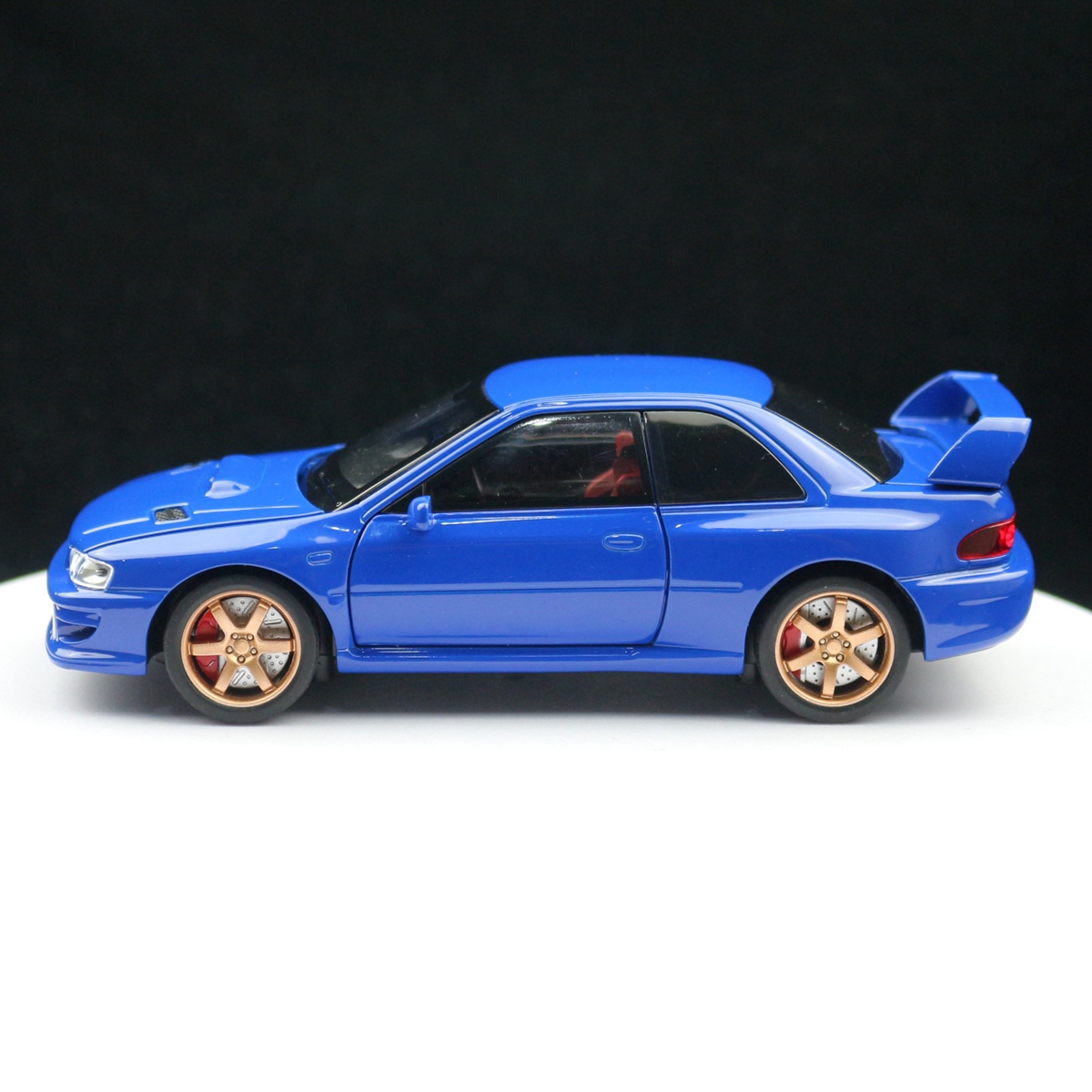 1/32 Subaru Impreza WRX 22B ST - đánh giá và giá Model Kit Initial D