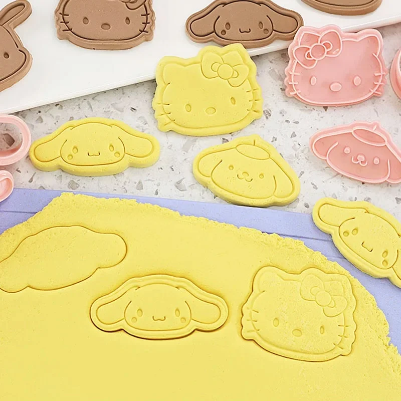 Hello Kitty Cartoon Cookie Cut - đánh giá và giá Model Kit Clipper