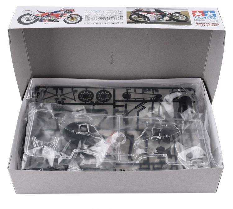 TAMIYA  modelling kits 1/12 mo - đánh giá và giá Model Kit Aoshima
