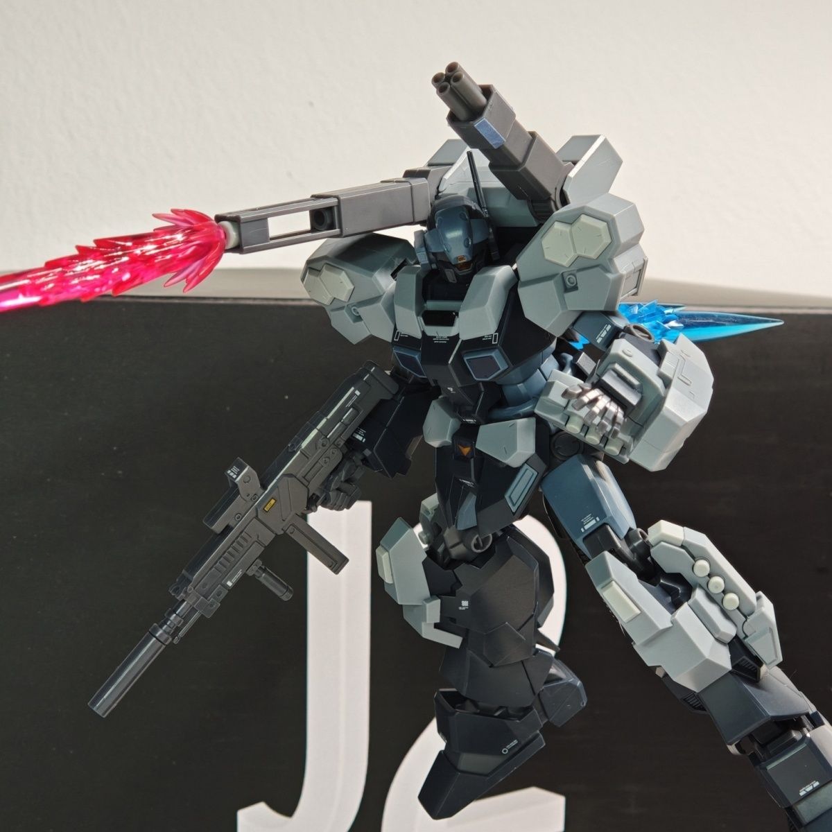 BAOBAO Model HG 1/144 Assembly - đánh giá và giá Model Kit Action Figure